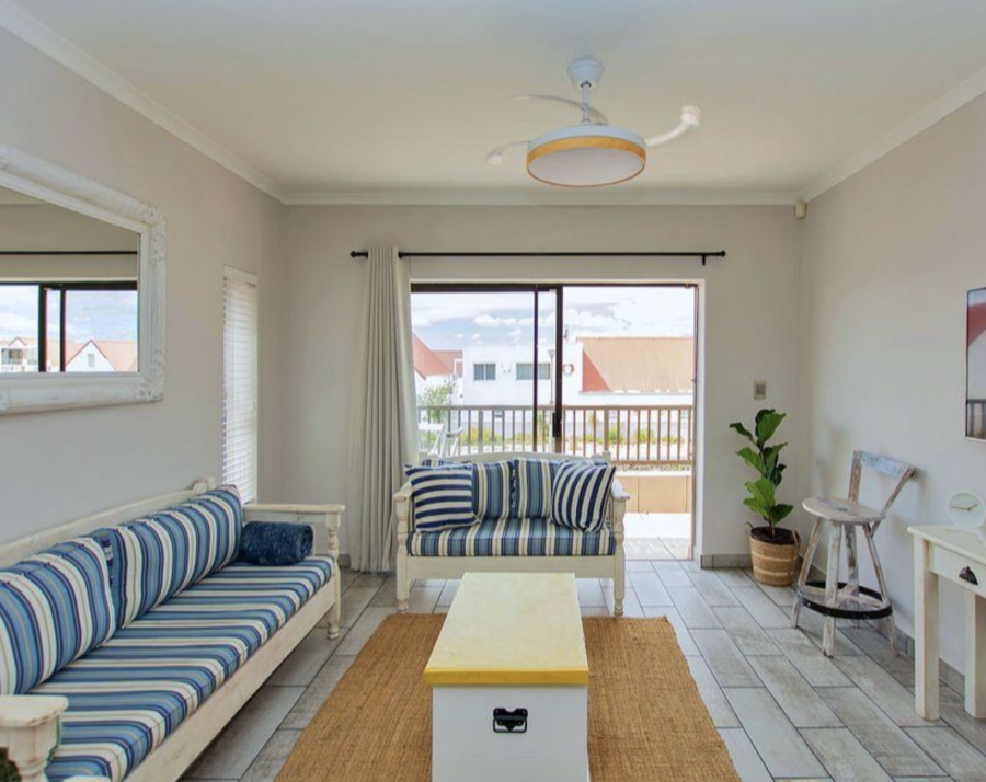 2 Bedroom Property for Sale in Helios Place Western Cape